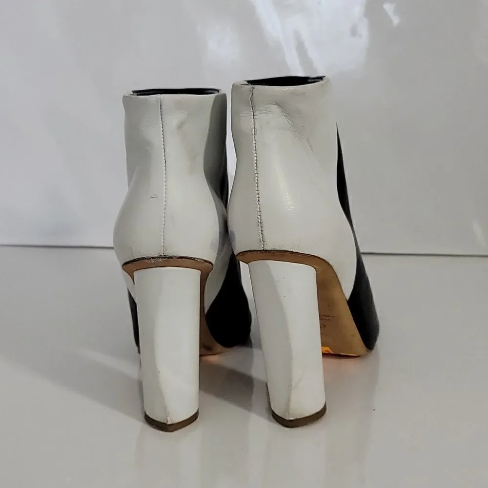 Maiyet Color Block Circular Heel Bootie - Picture 4 of 13